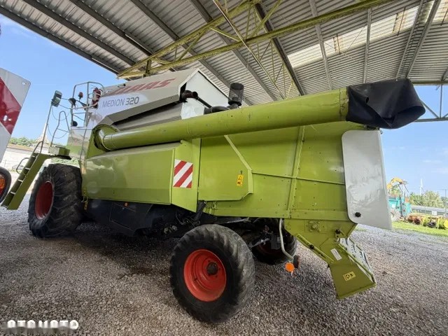 2001 Claas MEDION 320, Import Auf Lager in der EU — Foto 9 z 12