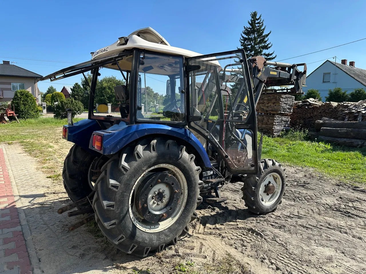 2012 Farmtrac 555, 4.900 mth, Import Auf Lager in der EU — Foto 13 z 15