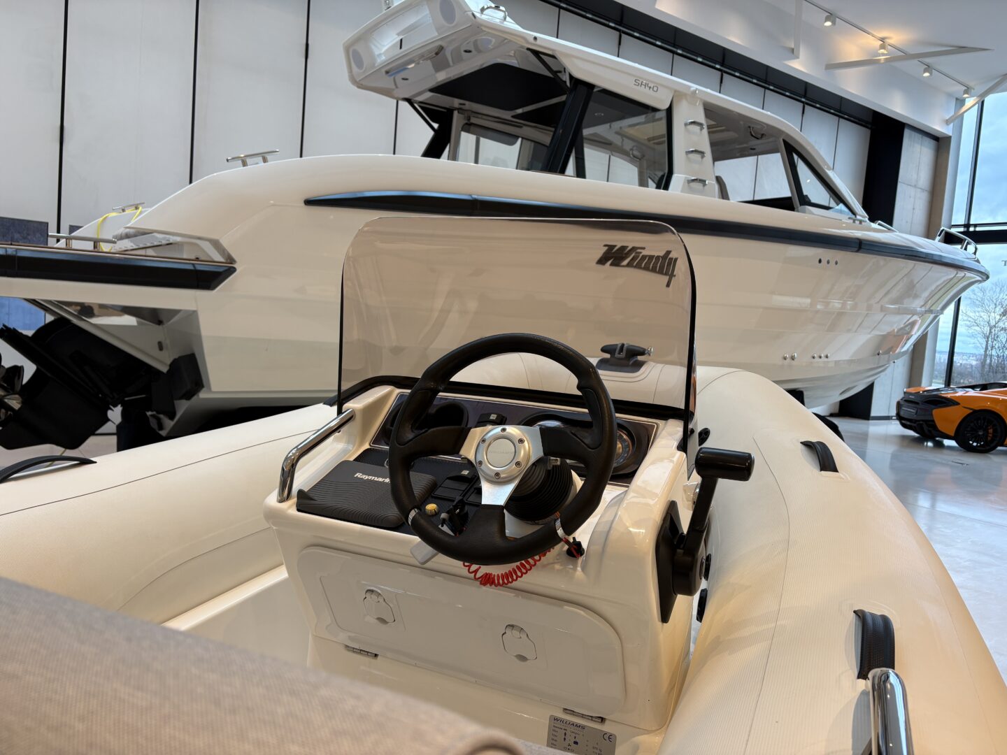 2016 Williams, Import Auf Lager in der EU — Foto 6 z 13