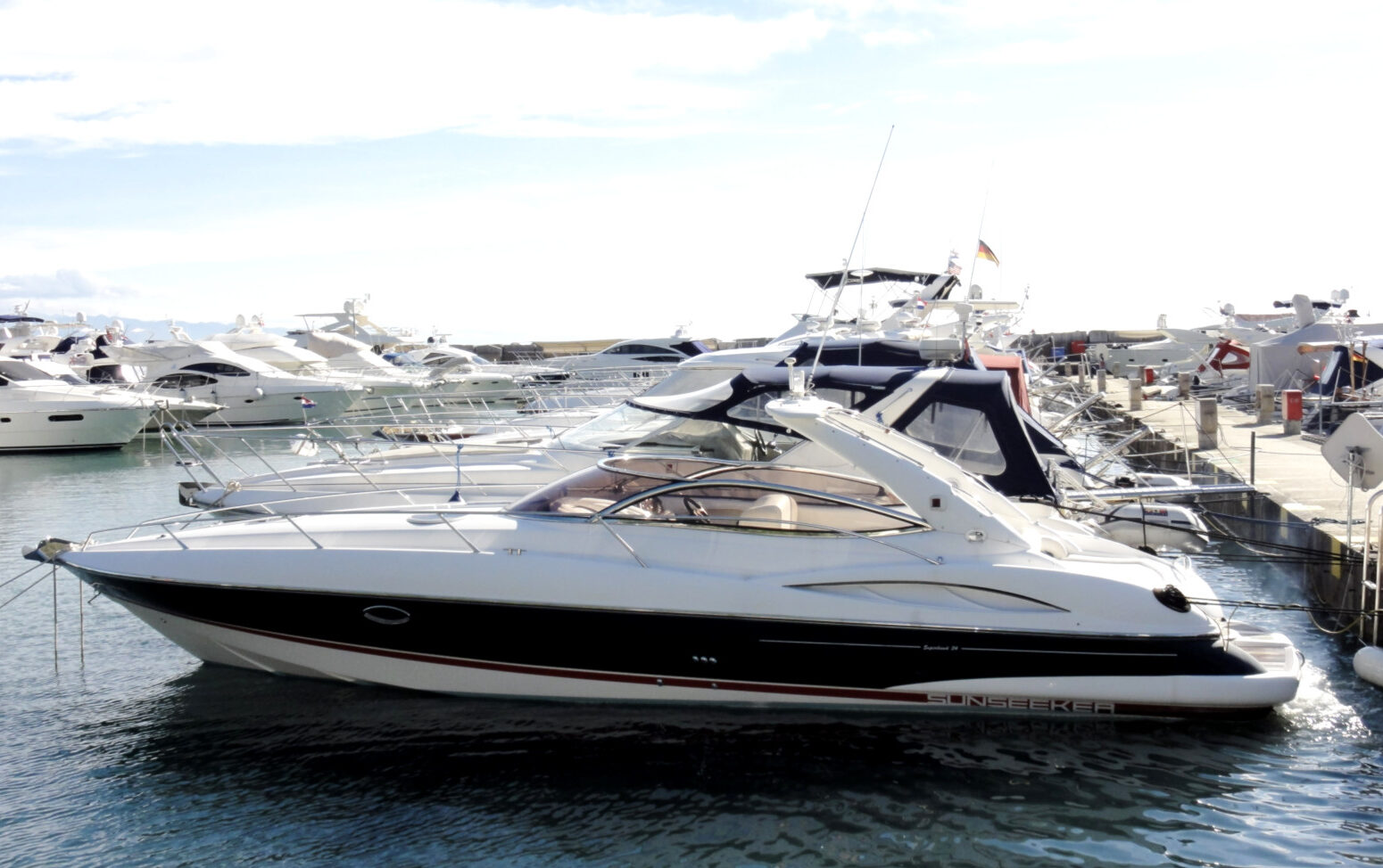 2003 Sunseeker, Import Auf Lager in der EU — Foto 1