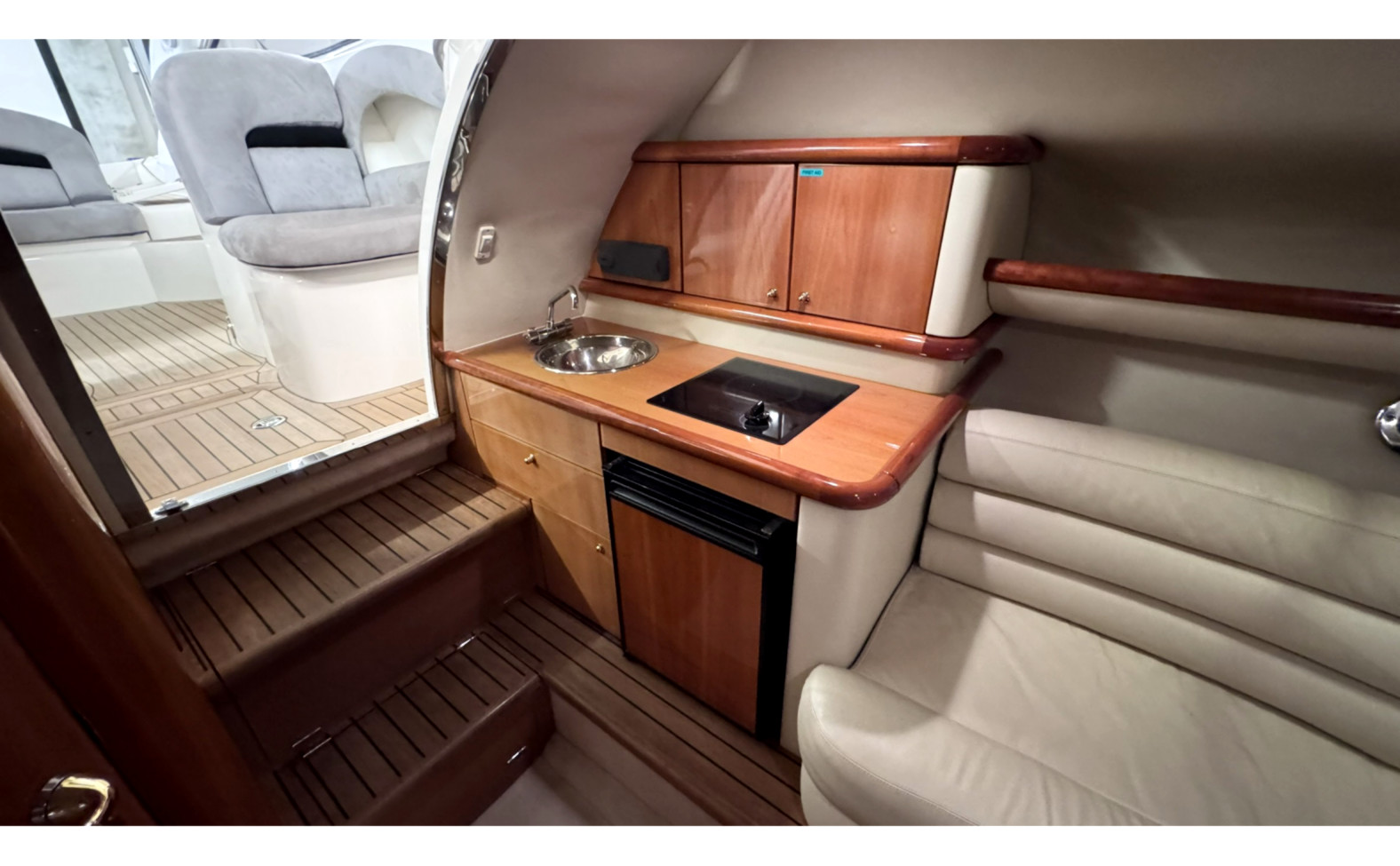 2003 Sunseeker, Import Auf Lager in der EU — Foto 10 z 12