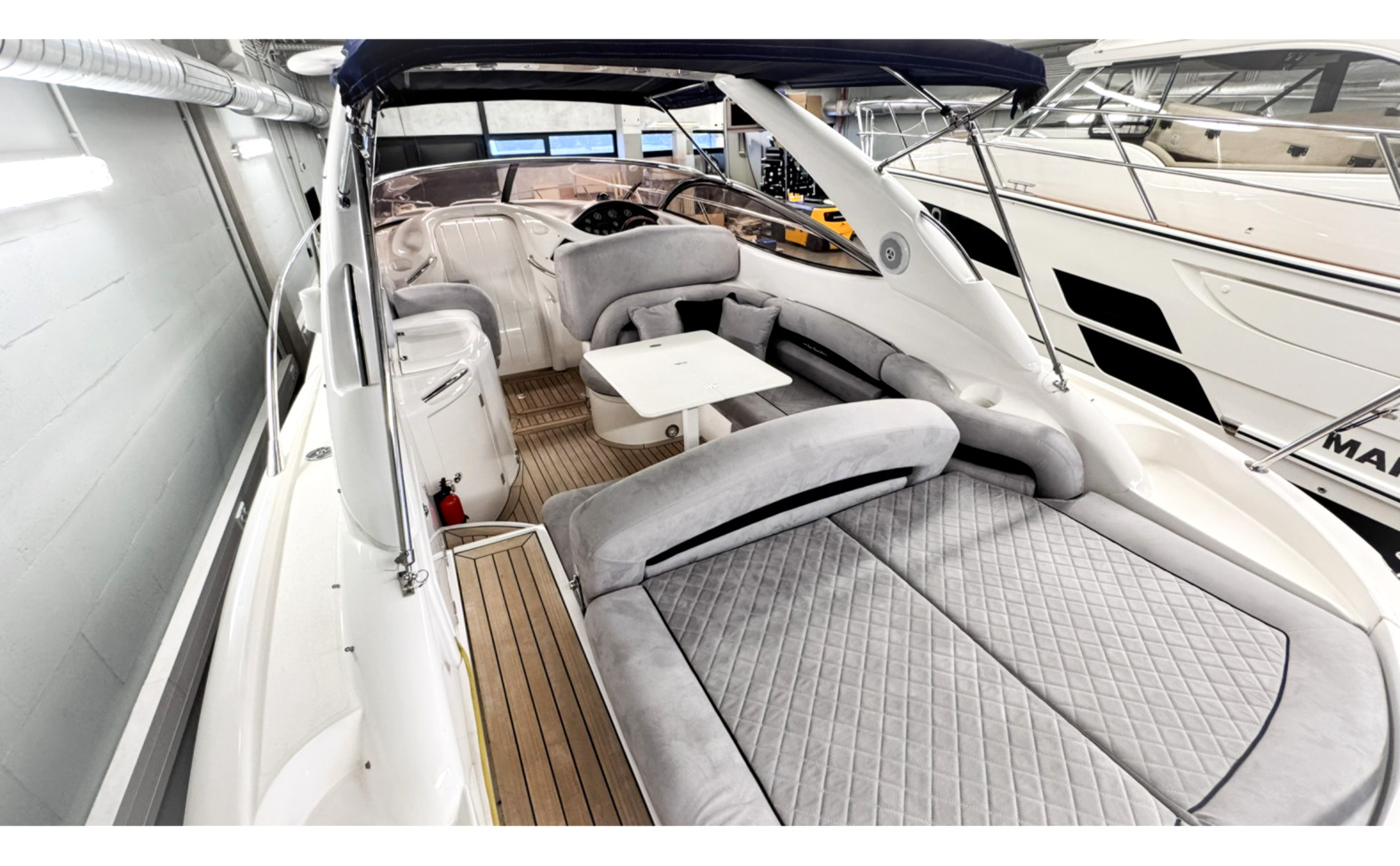 2003 Sunseeker, Import Auf Lager in der EU — Foto 3 z 12