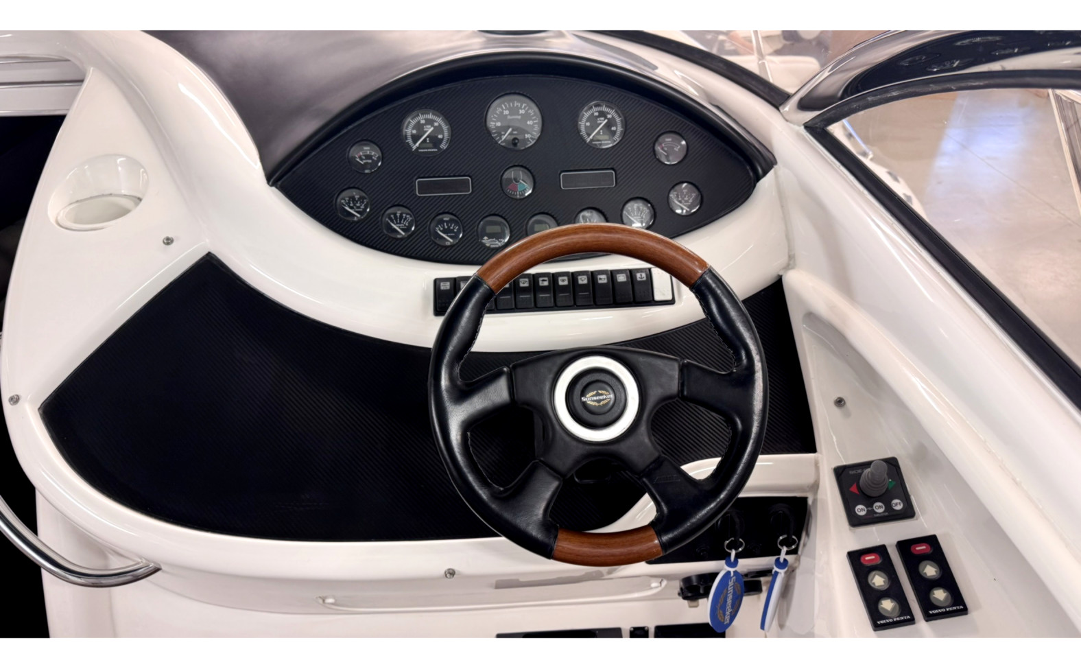 2003 Sunseeker, Import Auf Lager in der EU — Foto 8 z 12