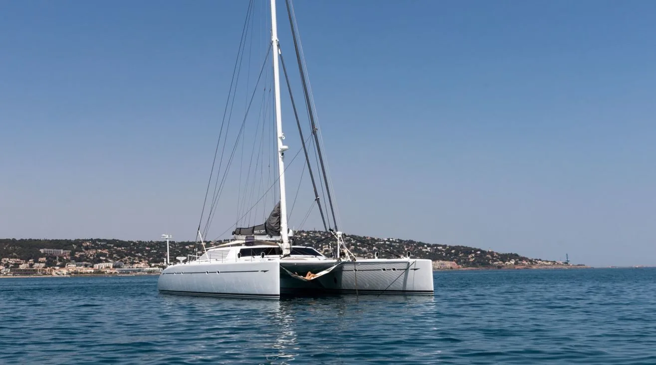 Fast Cruising Catamaran, Import Auf Lager in der EU — Foto 9 z 20