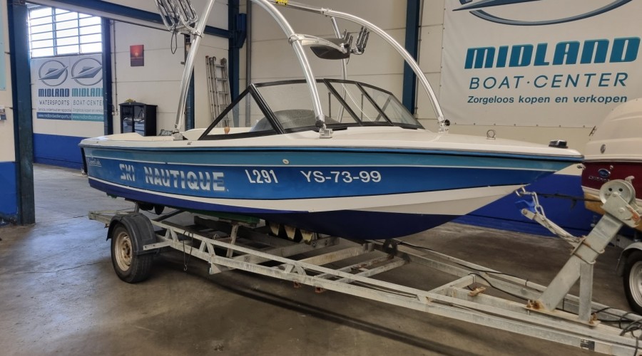 1992 Nautique, Import Auf Lager in der EU — Foto 1 z 12 1992 Nautique, Import Auf Lager in der EU — Foto 1 z 12