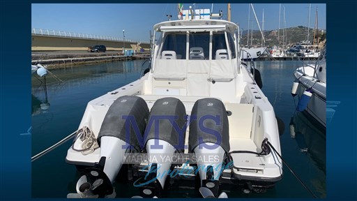 2010 Boston Whaler 8000 NF, Import Auf Lager in der EU — Foto 9 z 20