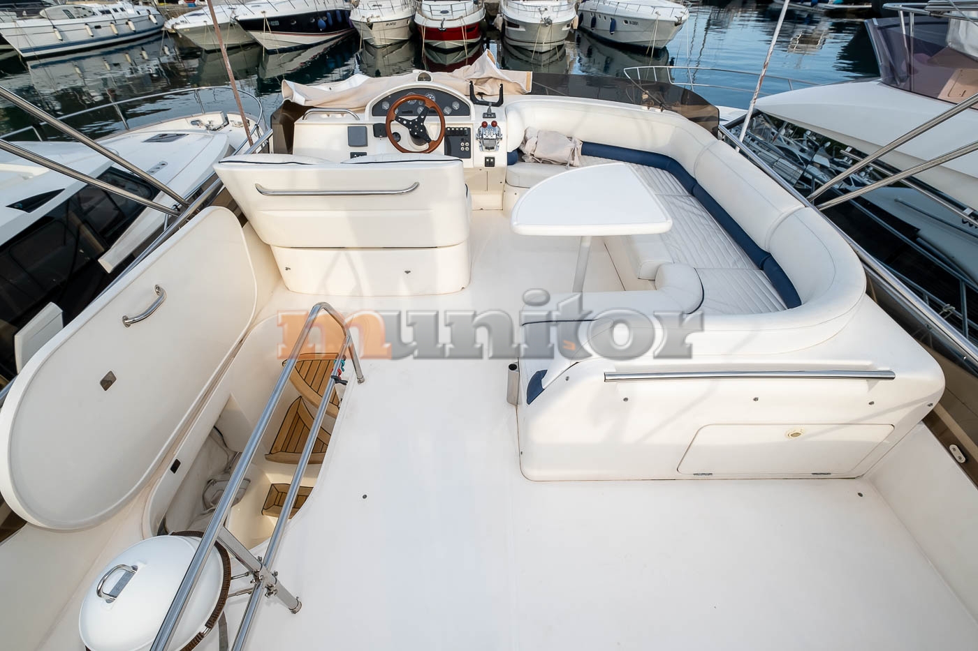 2000 Princess, Import Auf Lager in der EU — Foto 7 z 14