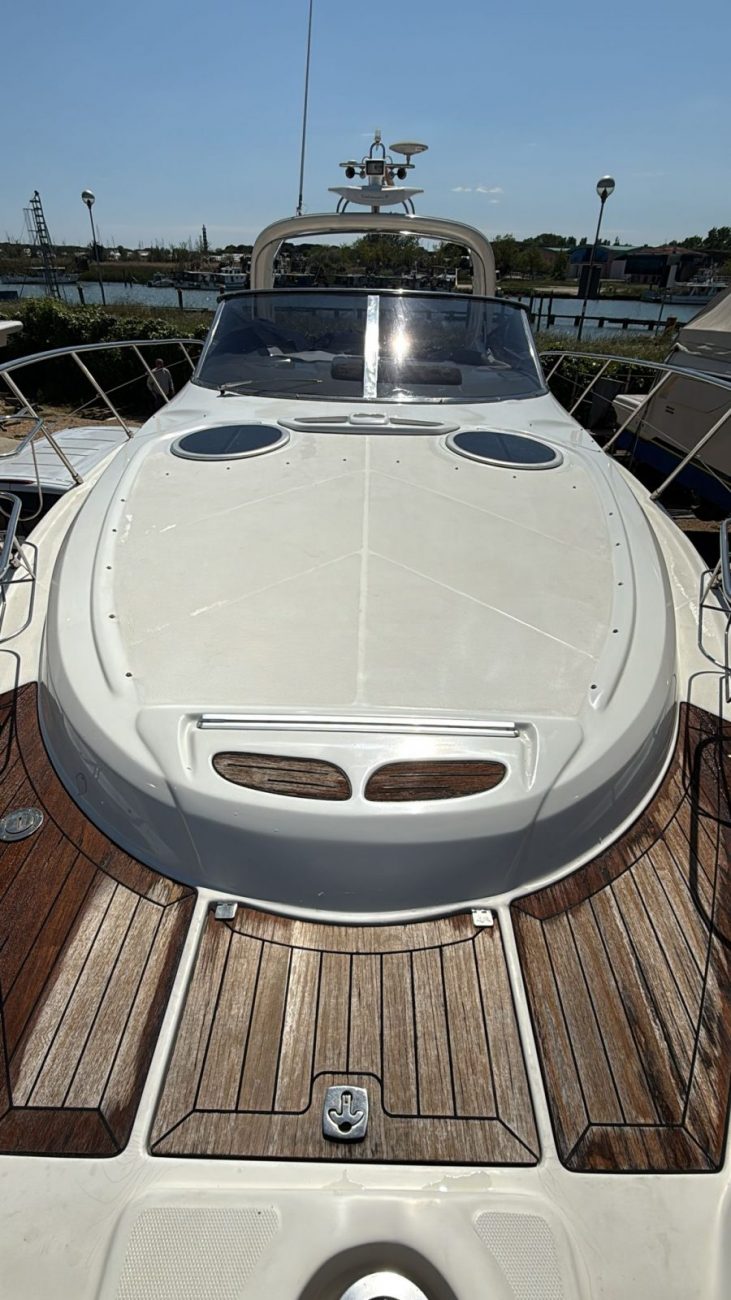 2005 Cranchi, Import Auf Lager in der EU — Foto 4 z 20