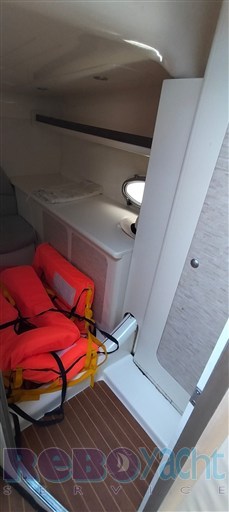1999 Cranchi, Import Auf Lager in der EU — Foto 8 z 17
