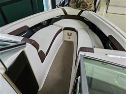 2016 Regal, Import Auf Lager in der EU — Foto 14 z 20