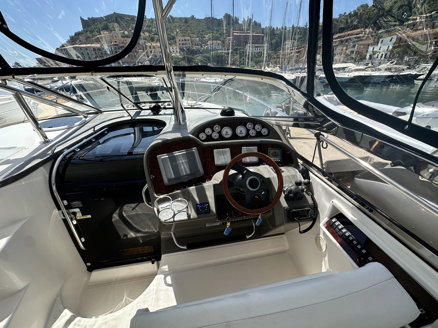 Regal, Import Auf Lager in der EU — Foto 2 z 18