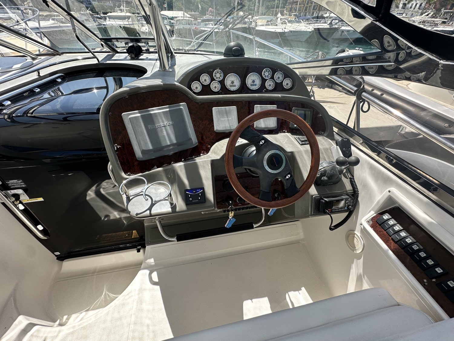 Regal, Import Auf Lager in der EU — Foto 8 z 18