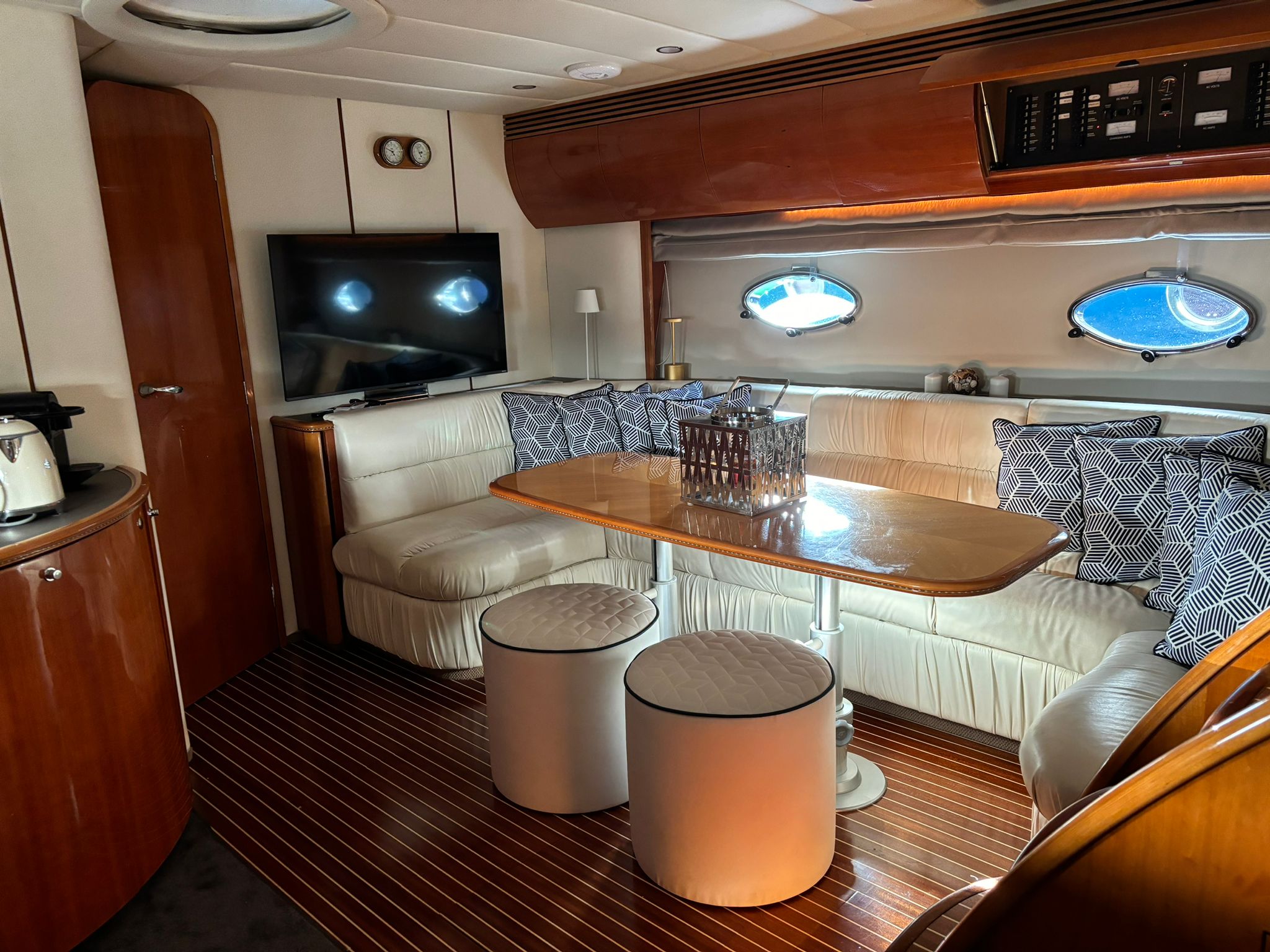 2001 Princess, Import Auf Lager in der EU — Foto 6 z 8