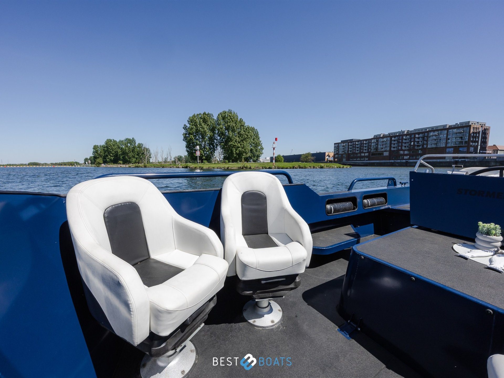 2018 Tender R75, Import Auf Lager in der EU — Foto 10 z 20