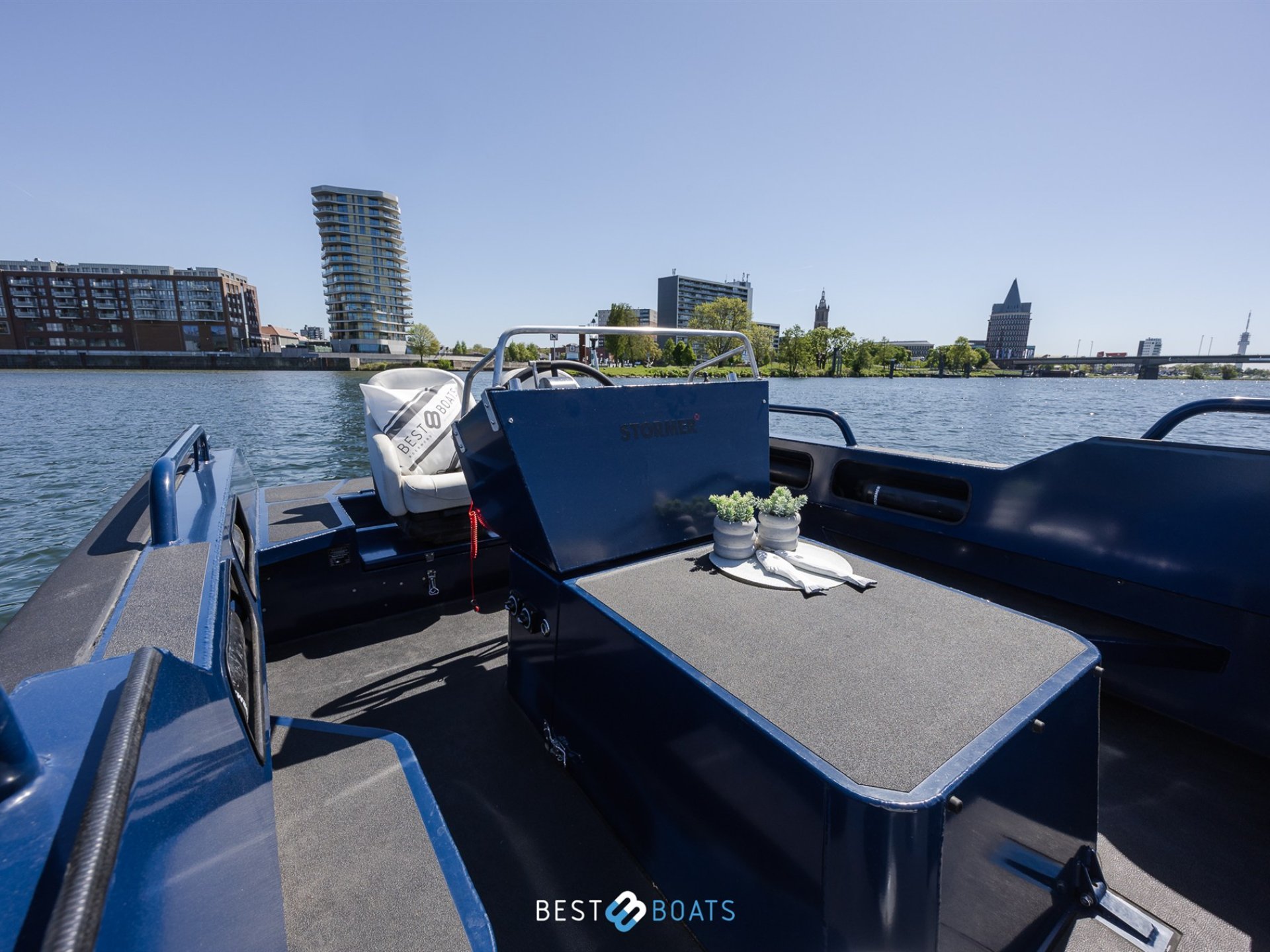 2018 Tender R75, Import Auf Lager in der EU — Foto 12 z 20