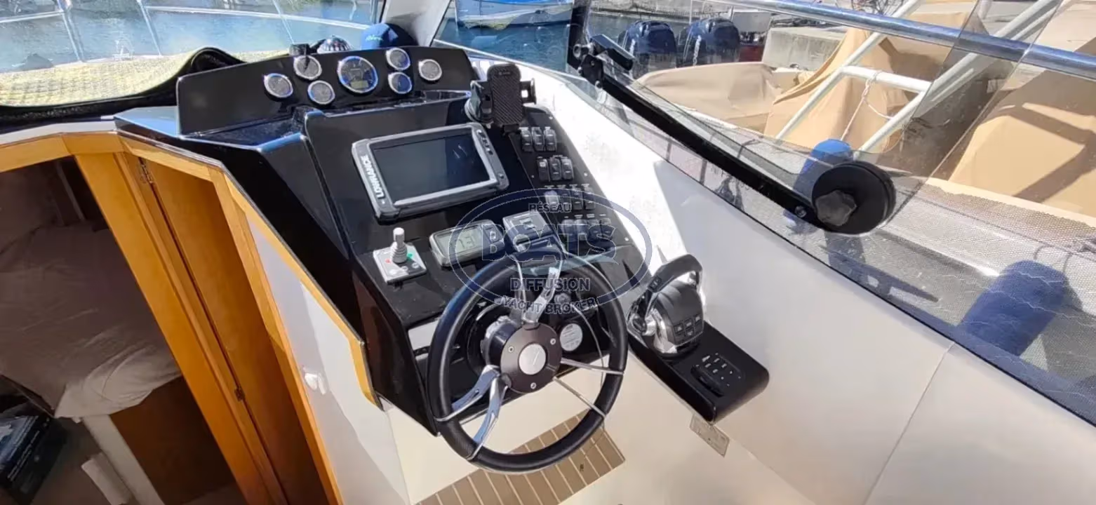 Galeon, Import Auf Lager in der EU — Foto 6 z 18