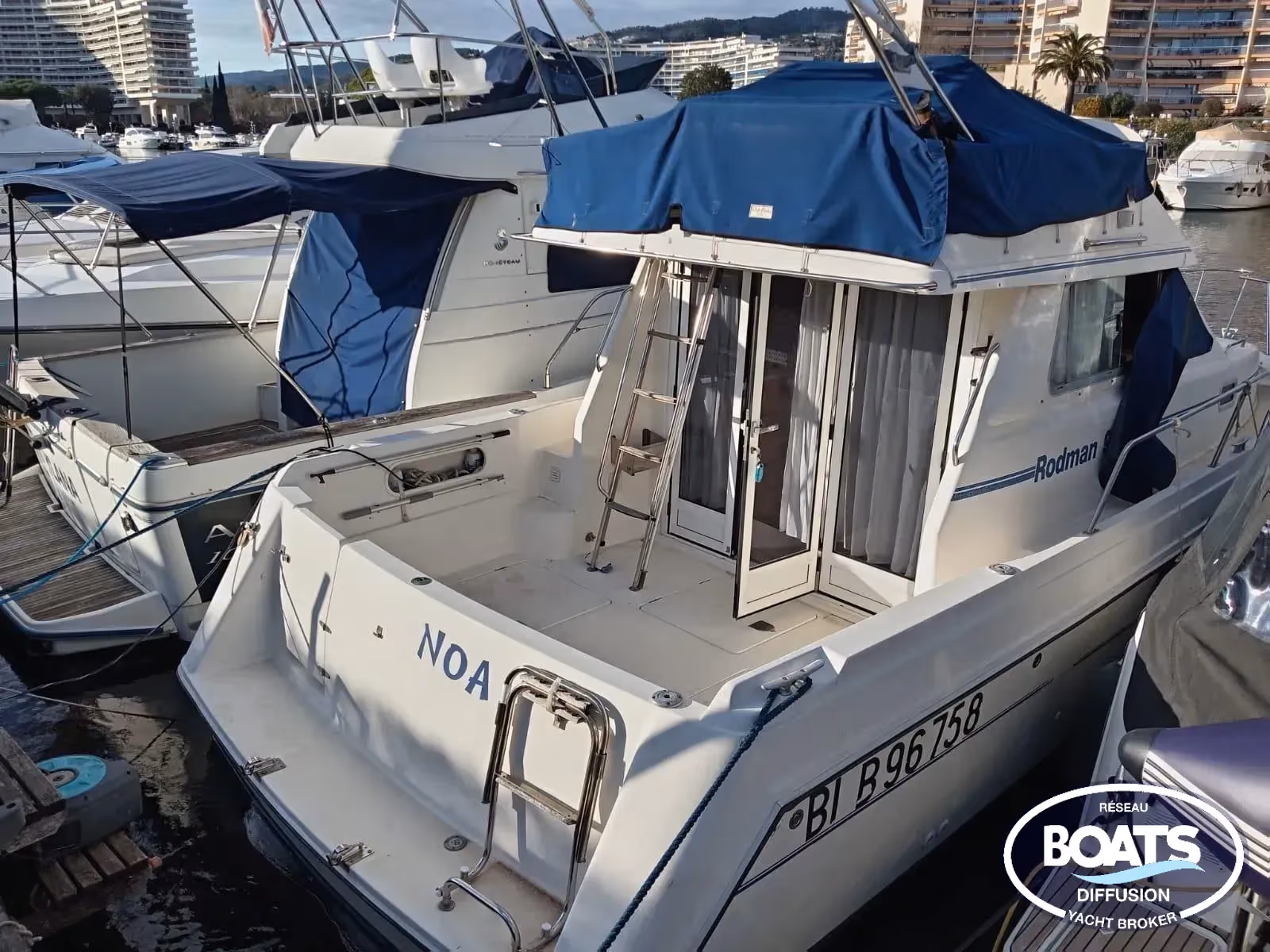 Rodman 900 fly, Import Auf Lager in der EU — Foto 1