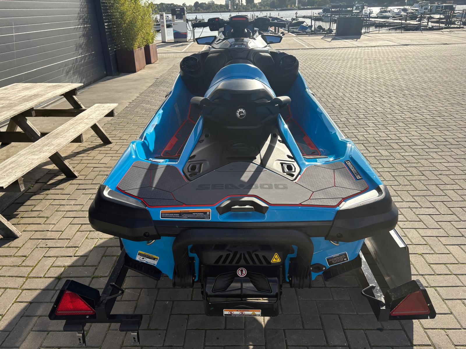 2027 Sea-Doo, Import Auf Lager in der EU — Foto 3 z 5