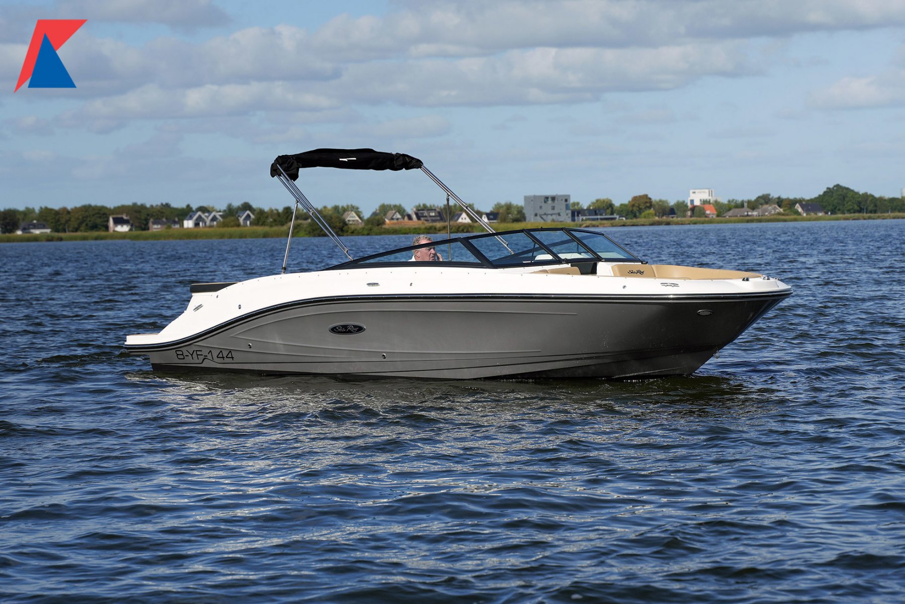 2021 Sea Ray, Import Auf Lager in der EU — Foto 1 | AMECAR 2021 Sea Ray, Import Auf Lager in der EU — Foto 1
