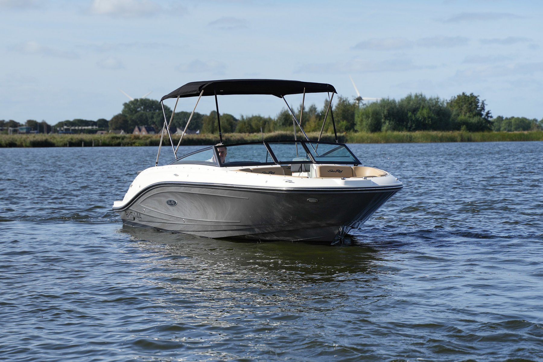2021 Sea Ray, Import Auf Lager in der EU — Foto 7 z 20