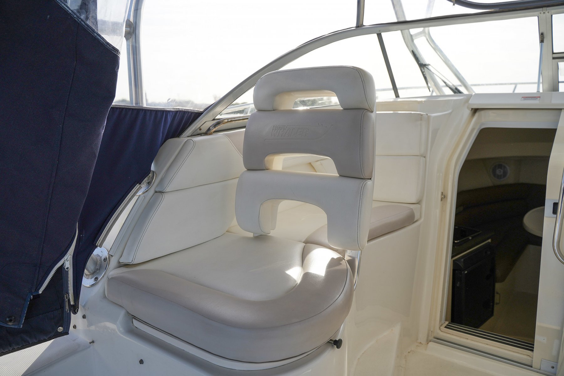 2007 Boston Whaler, Import Auf Lager in der EU — Foto 11 z 20