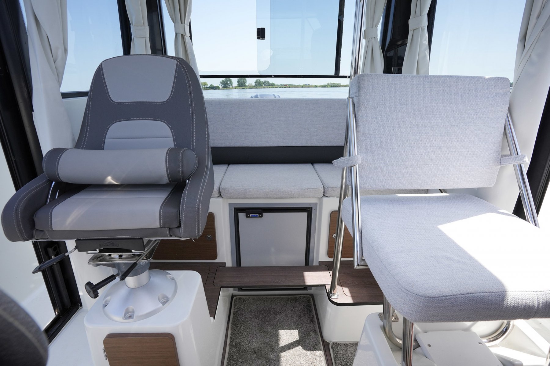 2023 Jeanneau, Import Auf Lager in der EU — Foto 12 z 20