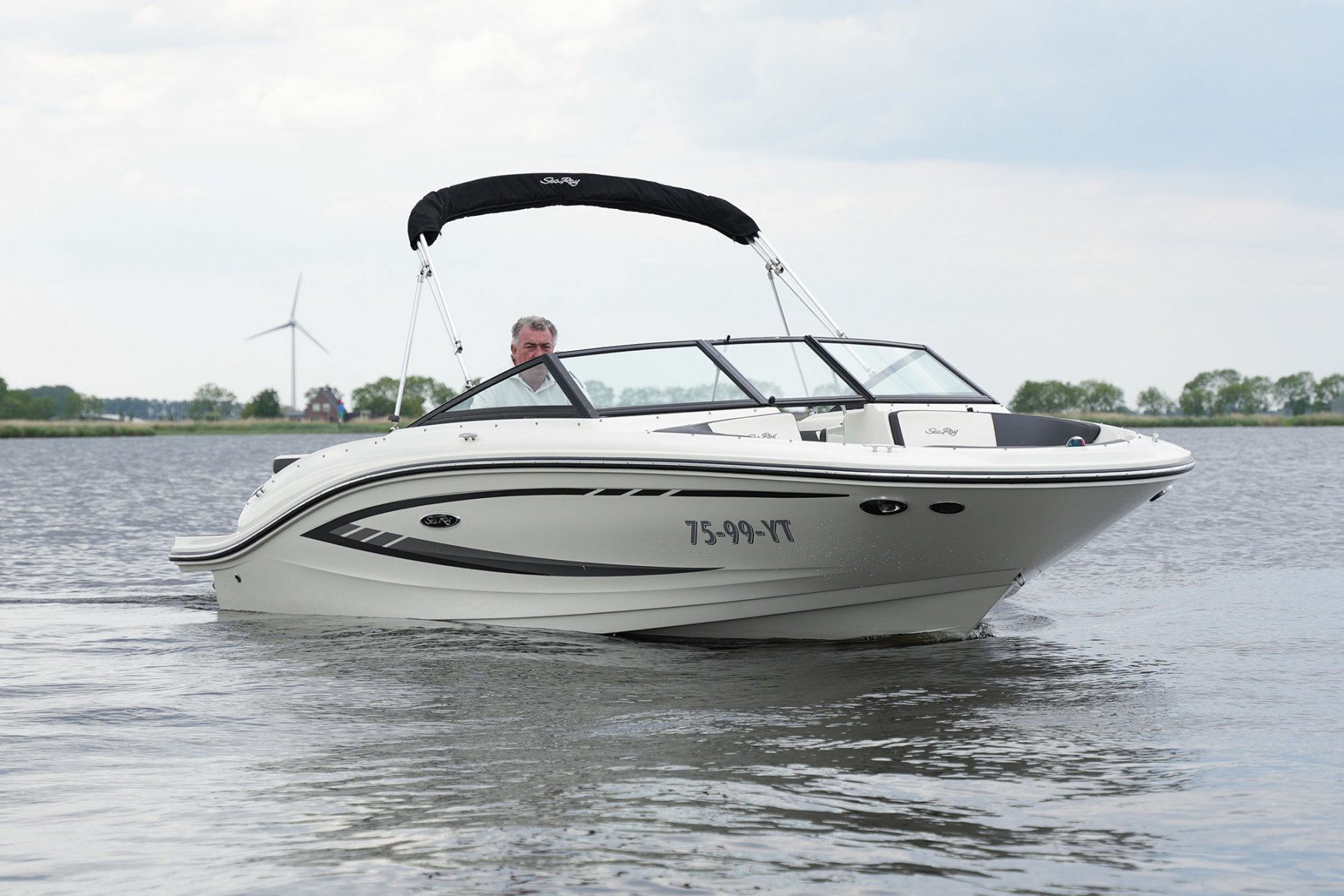 2015 Sea Ray, Import Auf Lager in der EU — Foto 6 z 20