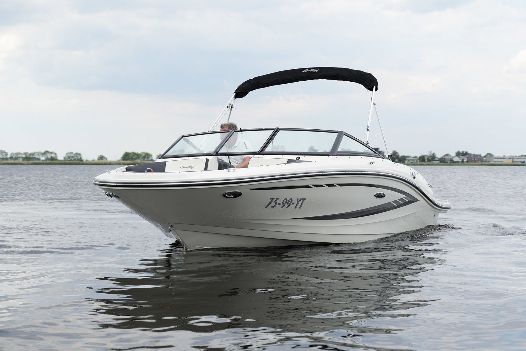 2015 Sea Ray, Import Auf Lager in der EU — Foto 7 z 20