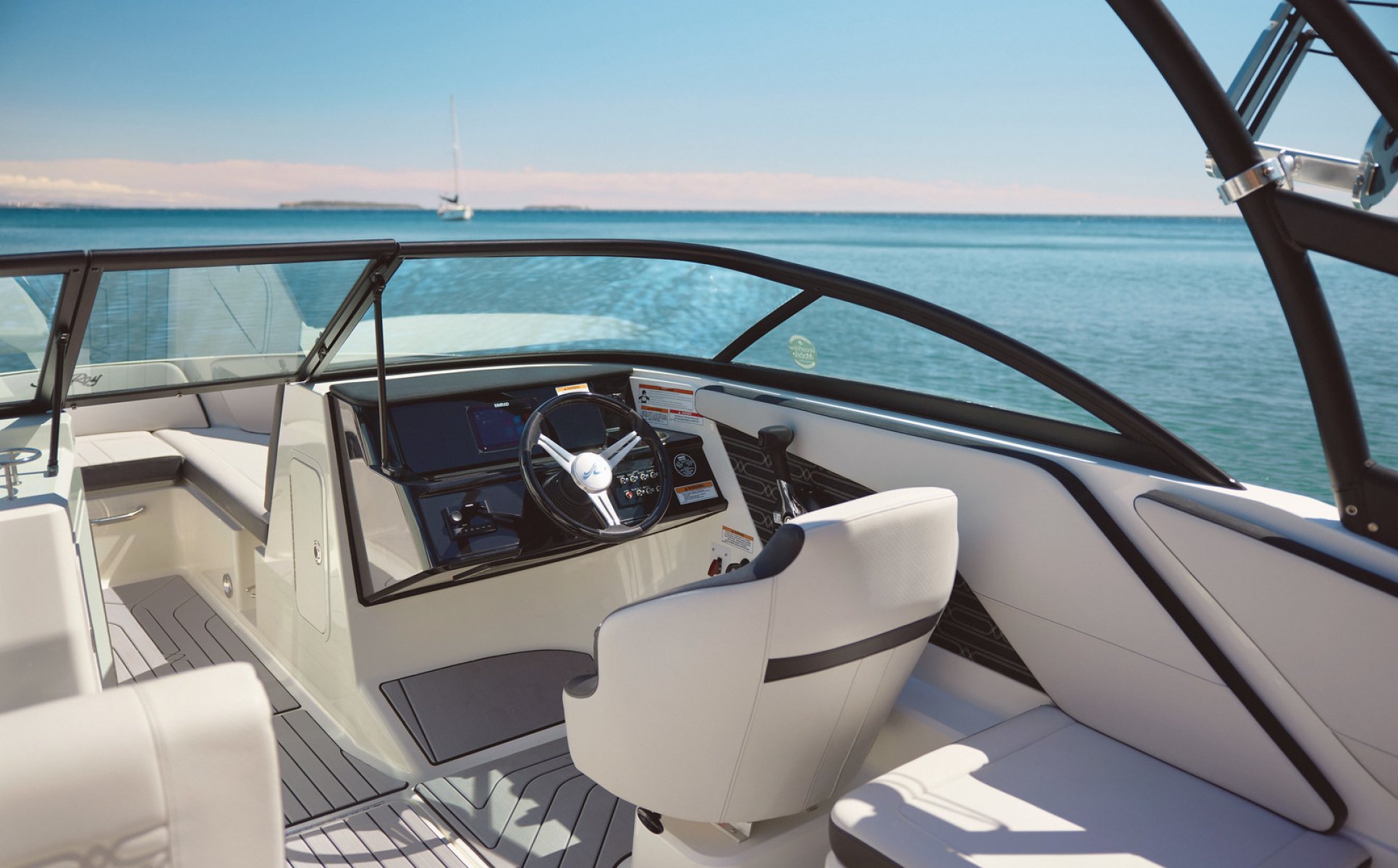 2026 Sea Ray, Import Auf Lager in der EU — Foto 7 z 13