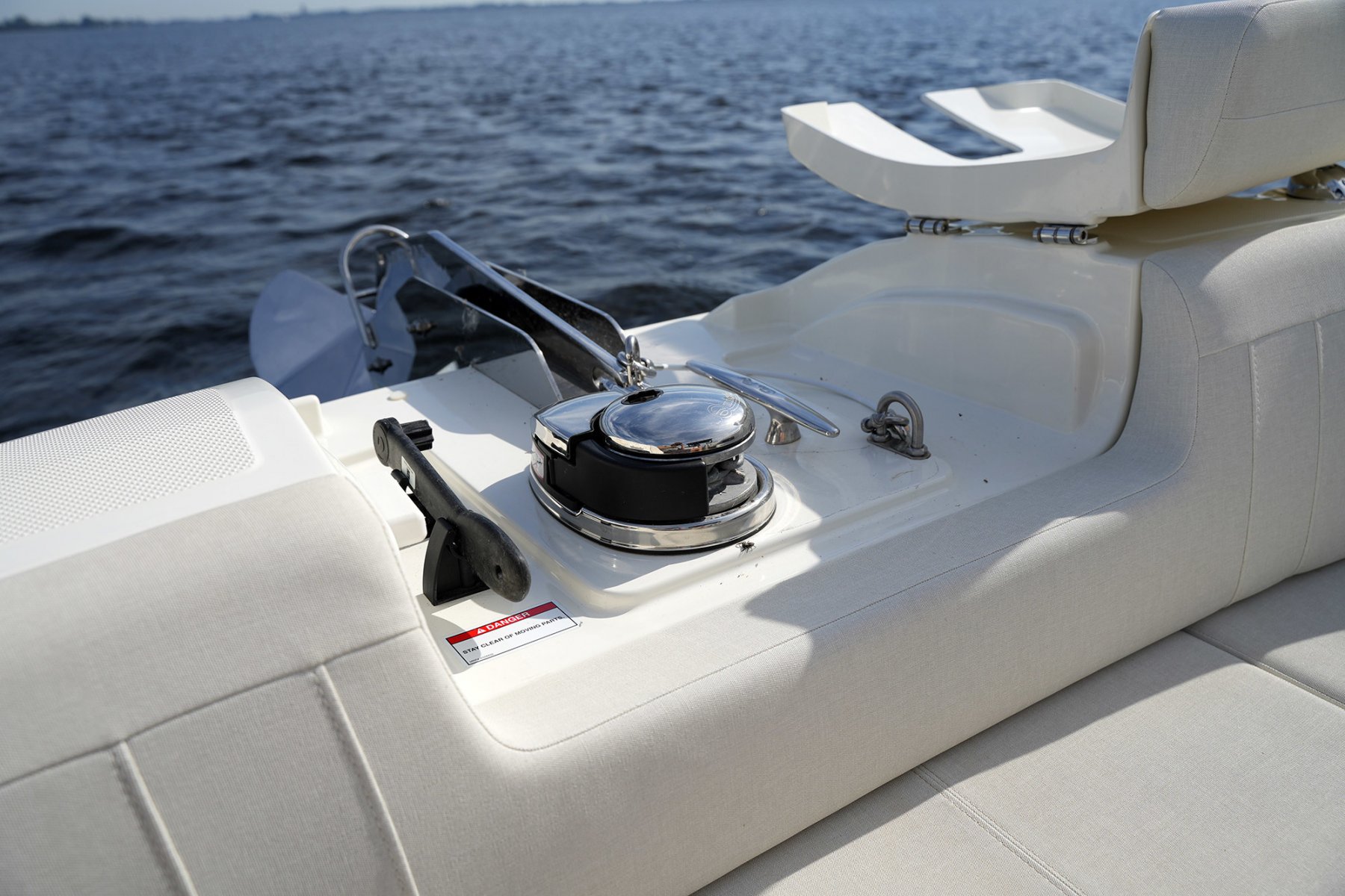 2024 Sea Ray, Import Auf Lager in der EU — Foto 15 z 20