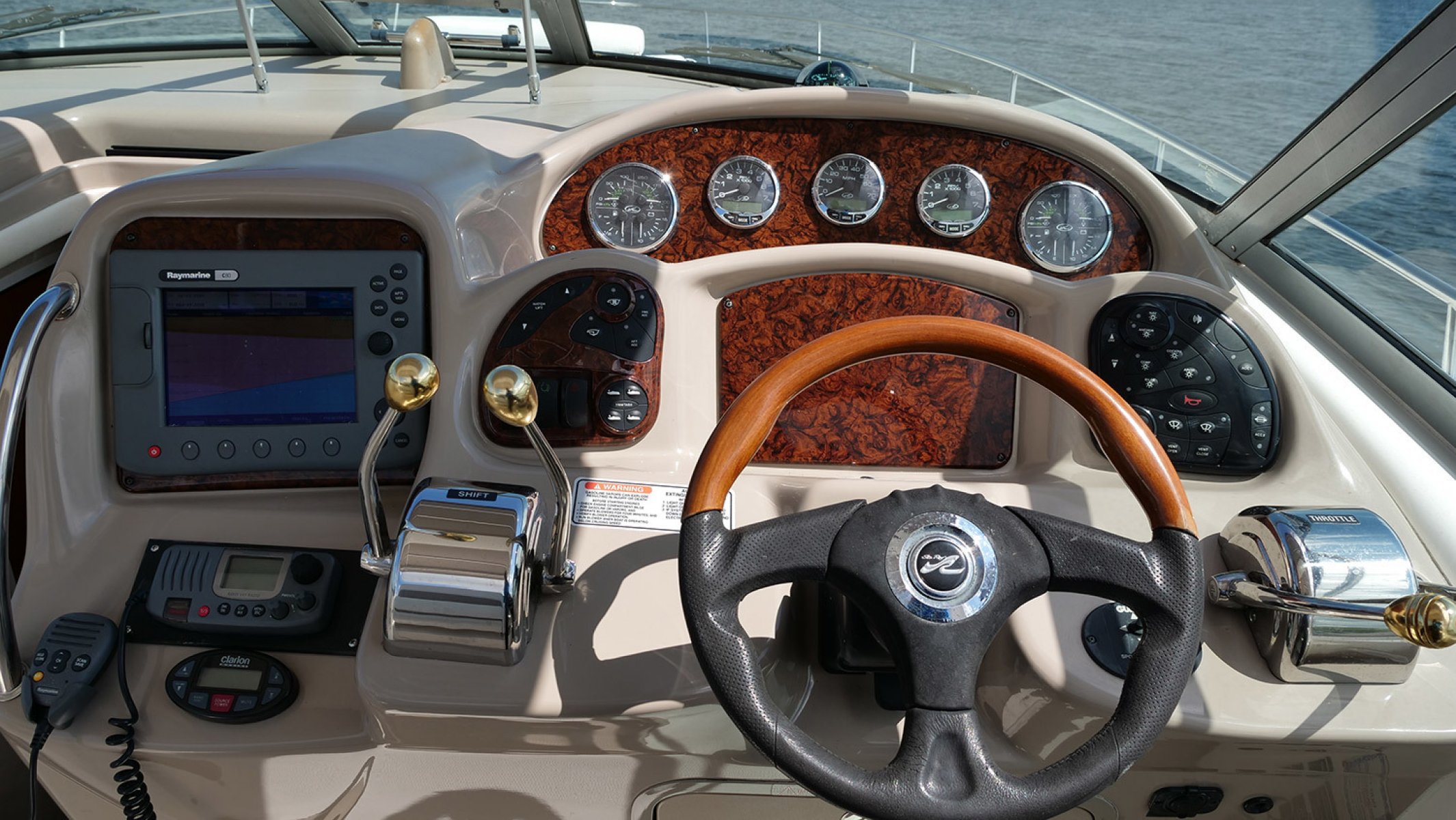 2005 Sea Ray, Import Auf Lager in der EU — Foto 15 z 20