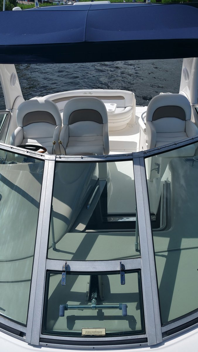 2005 Sea Ray, Import Auf Lager in der EU — Foto 8 z 20