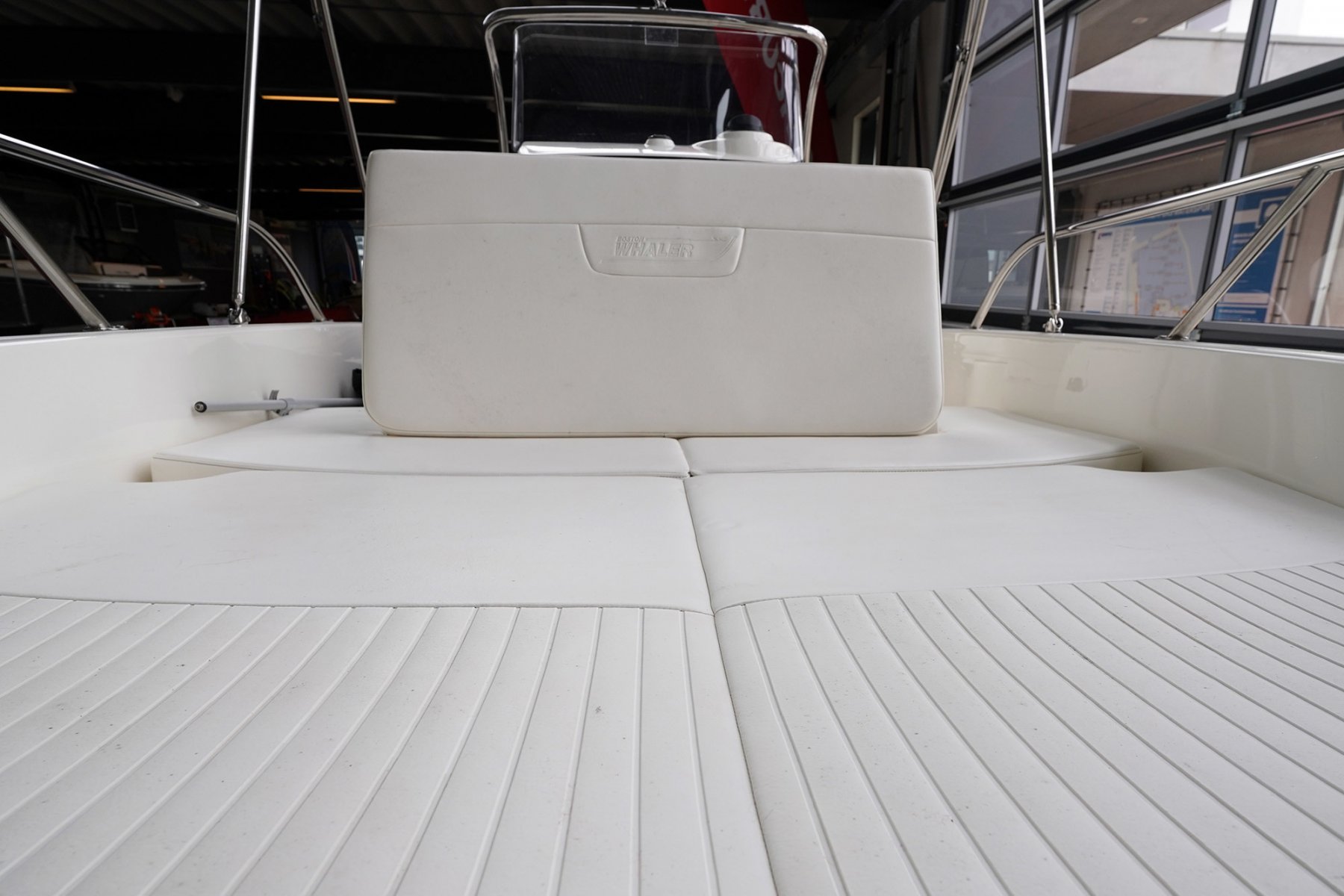 2014 Boston Whaler, Import Auf Lager in der EU — Foto 9 z 20