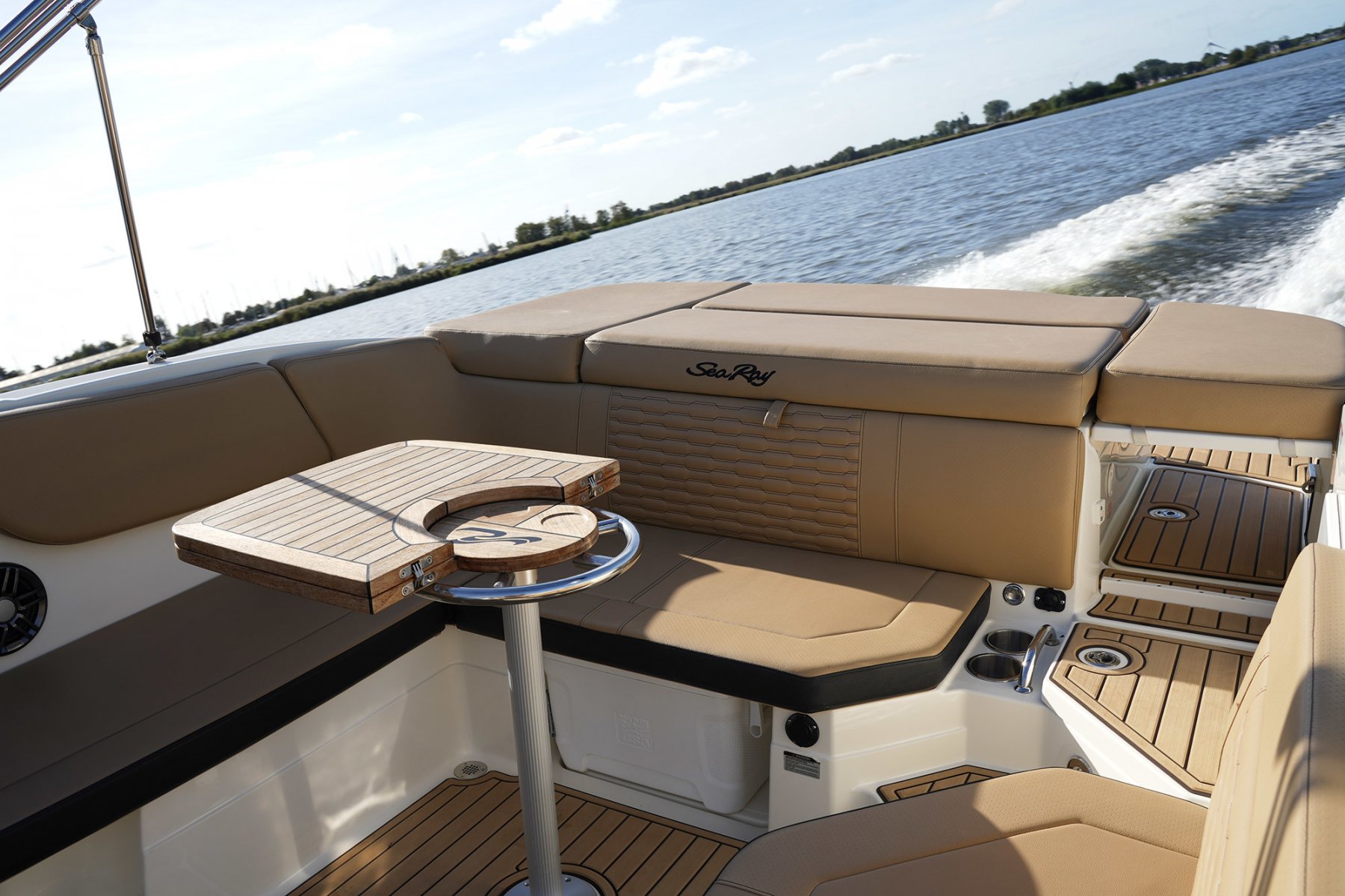 2021 Sea Ray, Import Auf Lager in der EU — Foto 3 z 20