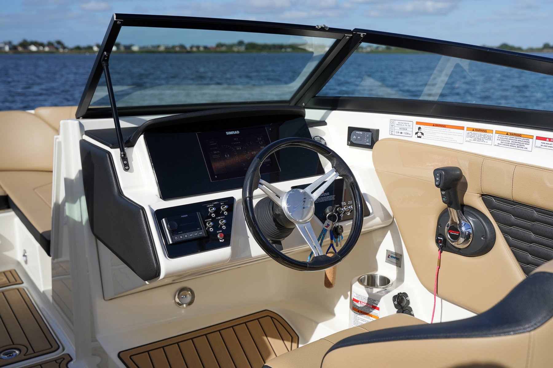 2021 Sea Ray, Import Auf Lager in der EU — Foto 4 z 20