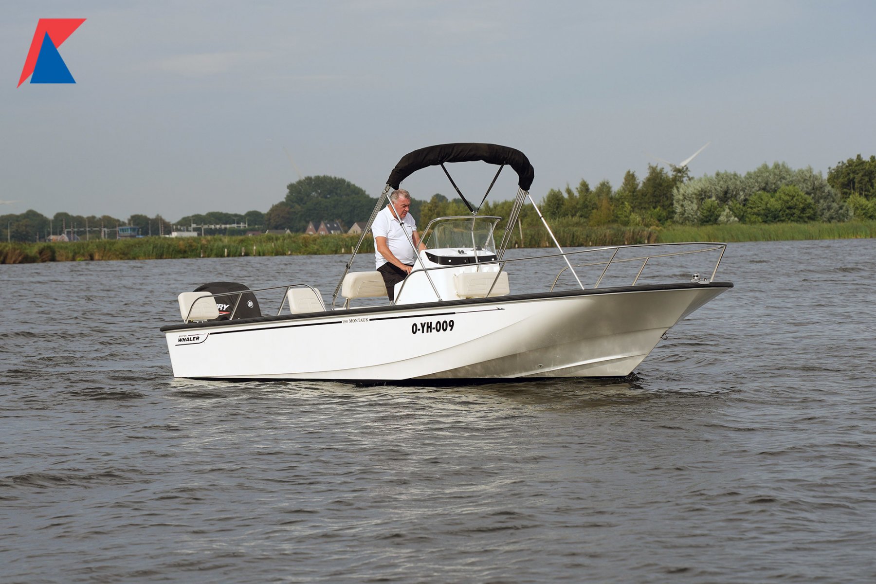 2023 Boston Whaler, Import Auf Lager in der EU — Foto 1