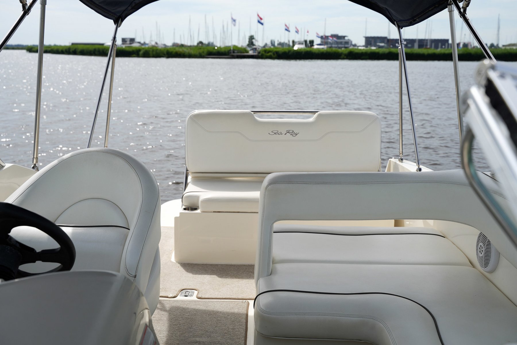 2008 Sea Ray, Import Auf Lager in der EU — Foto 14 z 20