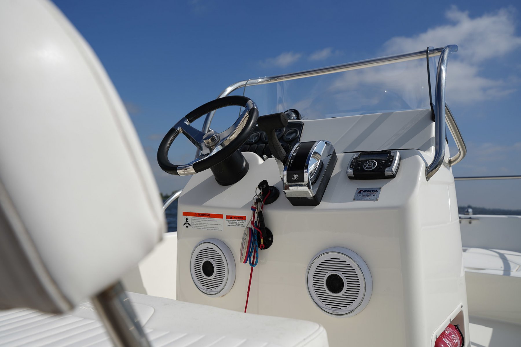 2012 Boston Whaler, Import Auf Lager in der EU — Foto 10 z 20