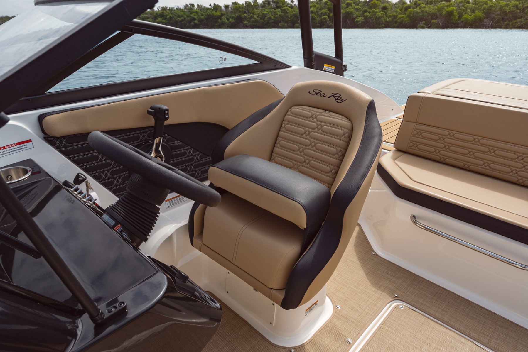 2026 Sea Ray, Import Auf Lager in der EU — Foto 14 z 20