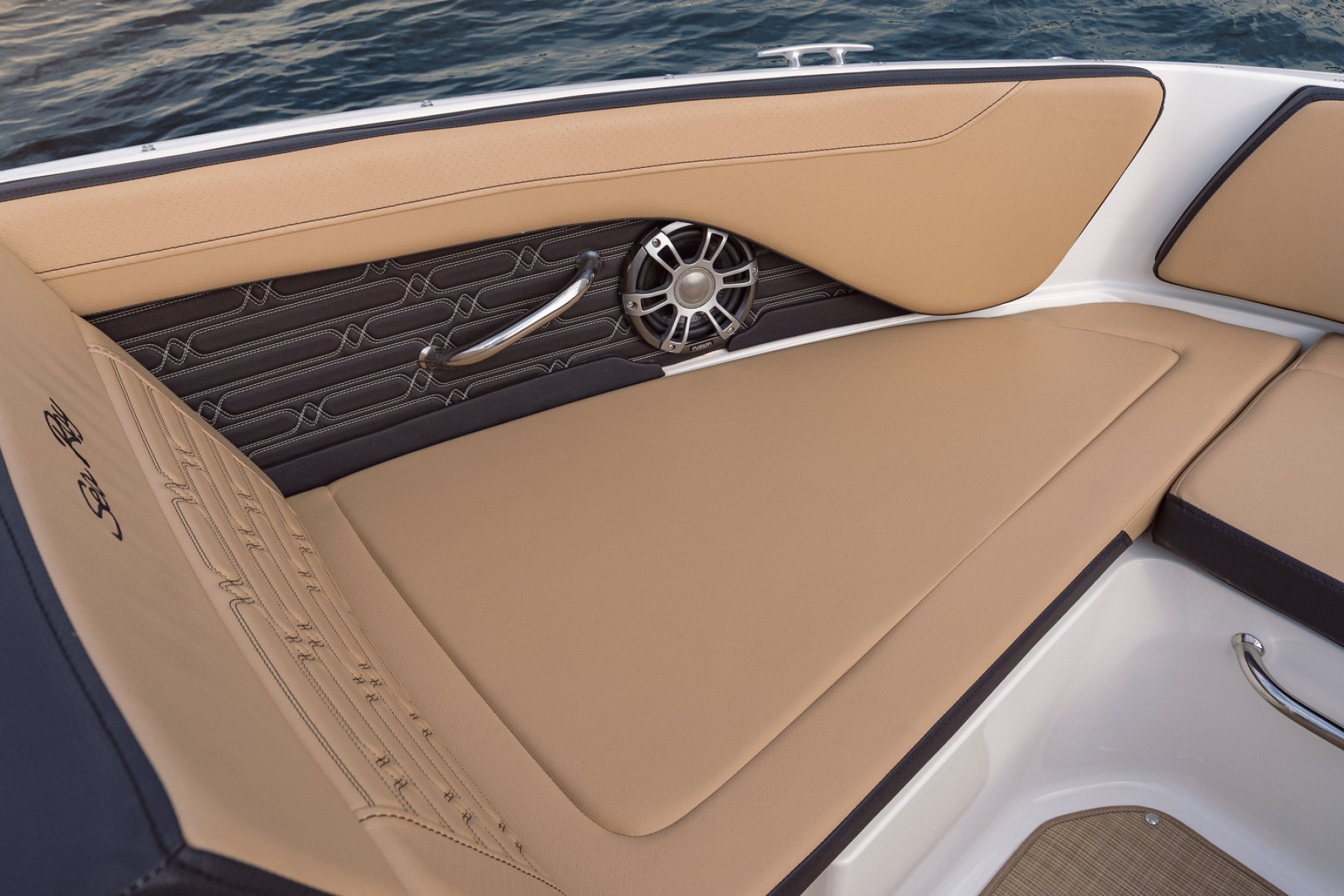 2026 Sea Ray, Import Auf Lager in der EU — Foto 9 z 20