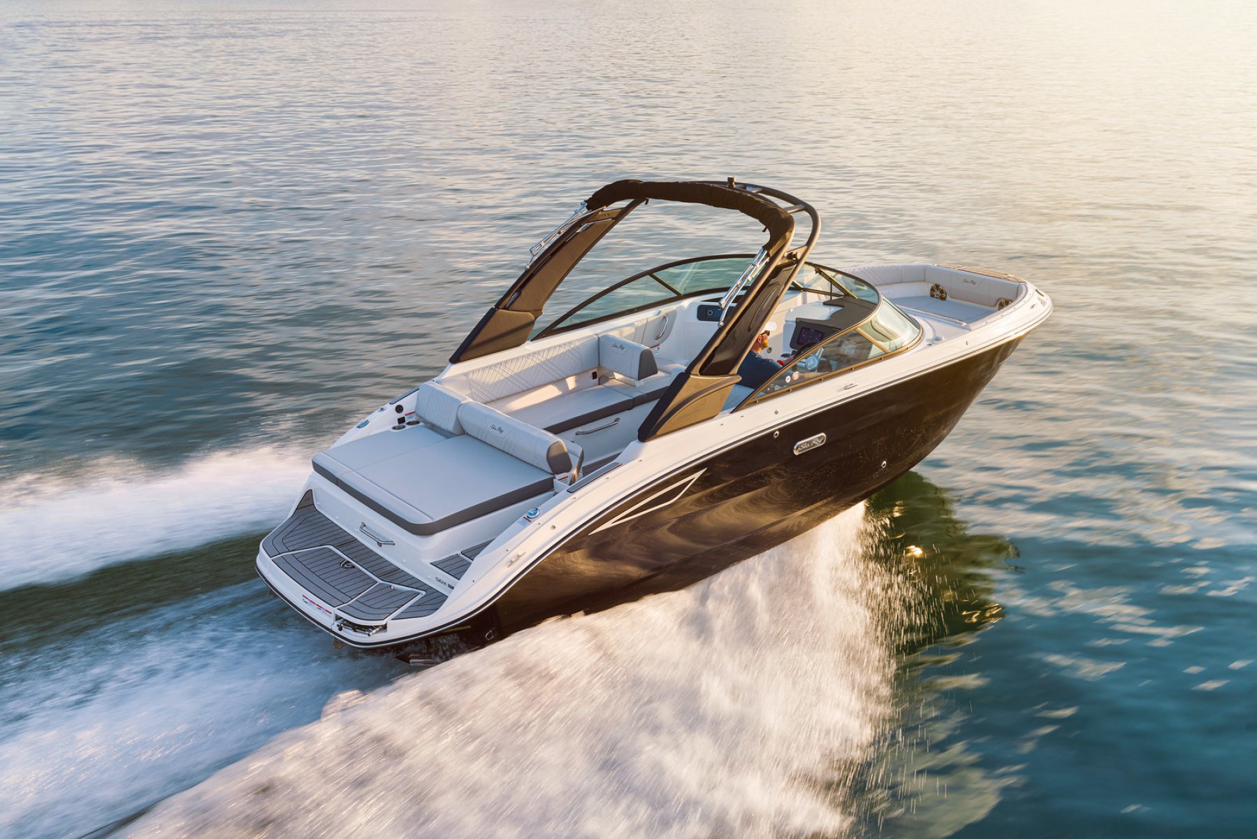 2026 Sea Ray, Import Auf Lager in der EU — Foto 1 | AMECAR 2026 Sea Ray, Import Auf Lager in der EU — Foto 1