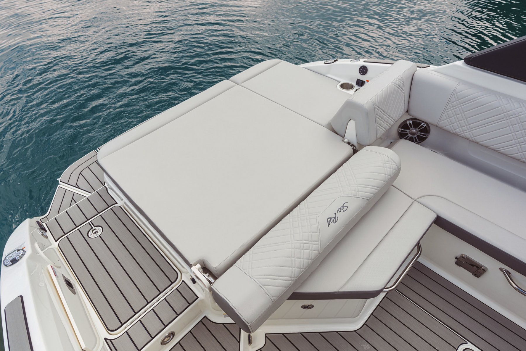 2026 Sea Ray, Import Auf Lager in der EU — Foto 11 z 20