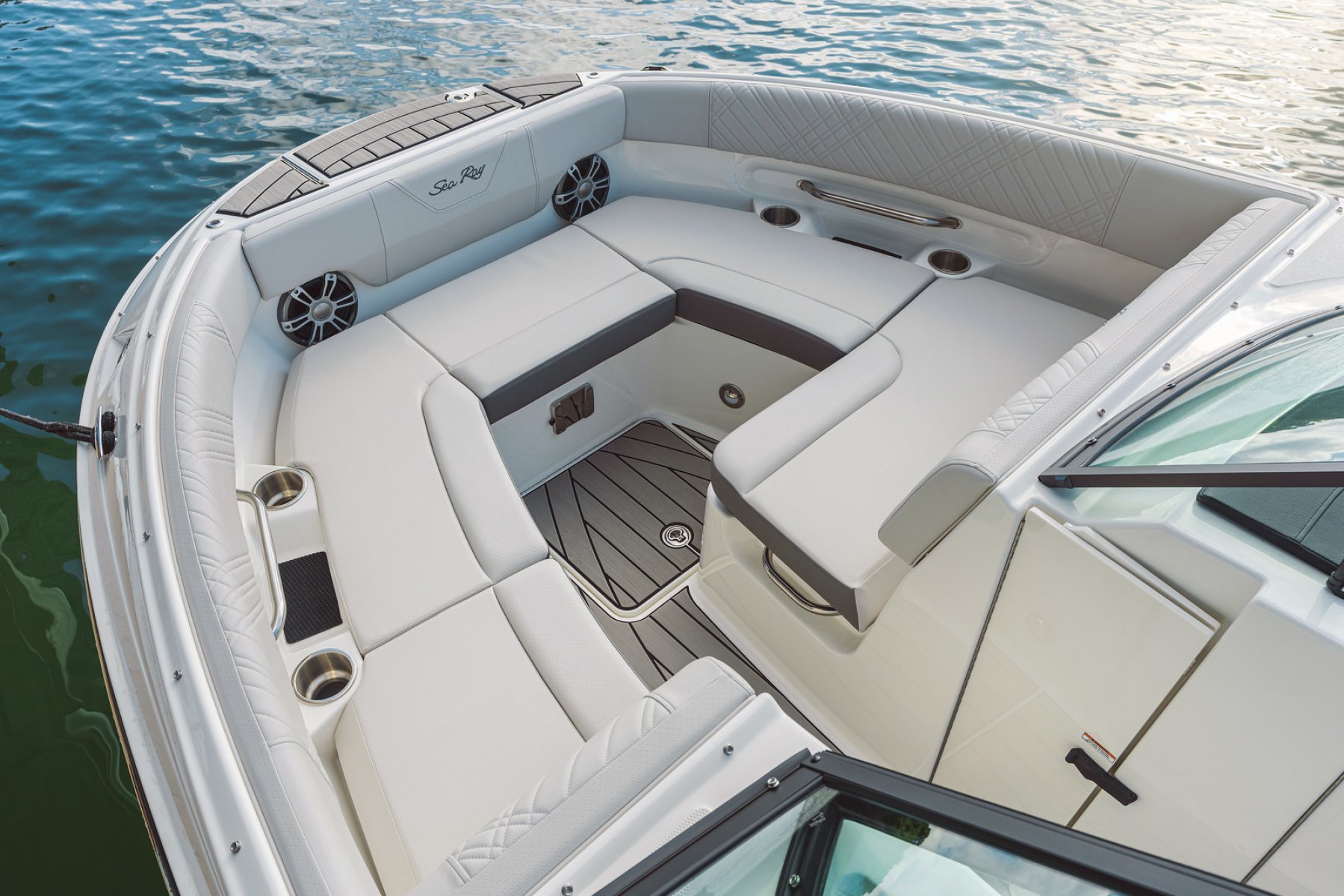 2026 Sea Ray, Import Auf Lager in der EU — Foto 7 z 20