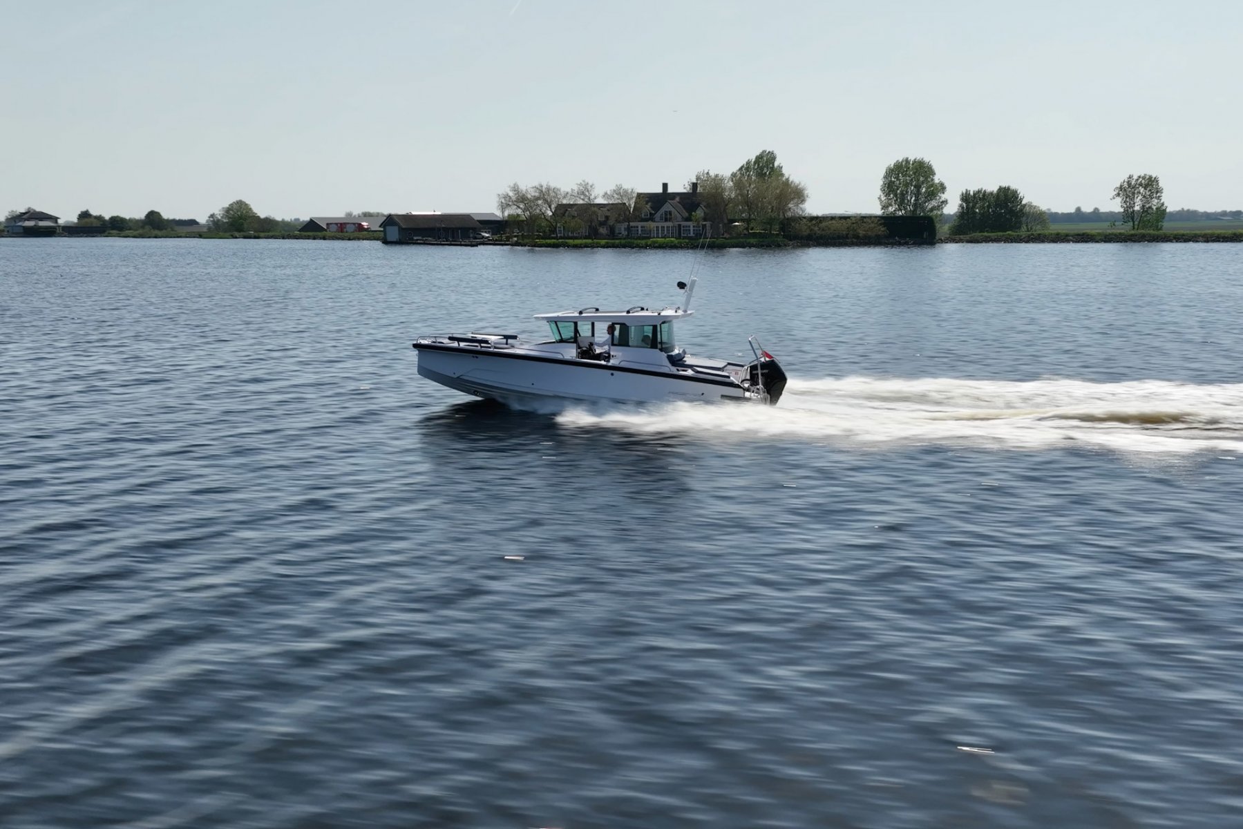 2024 Axopar, Import Auf Lager in der EU — Foto 10 z 20