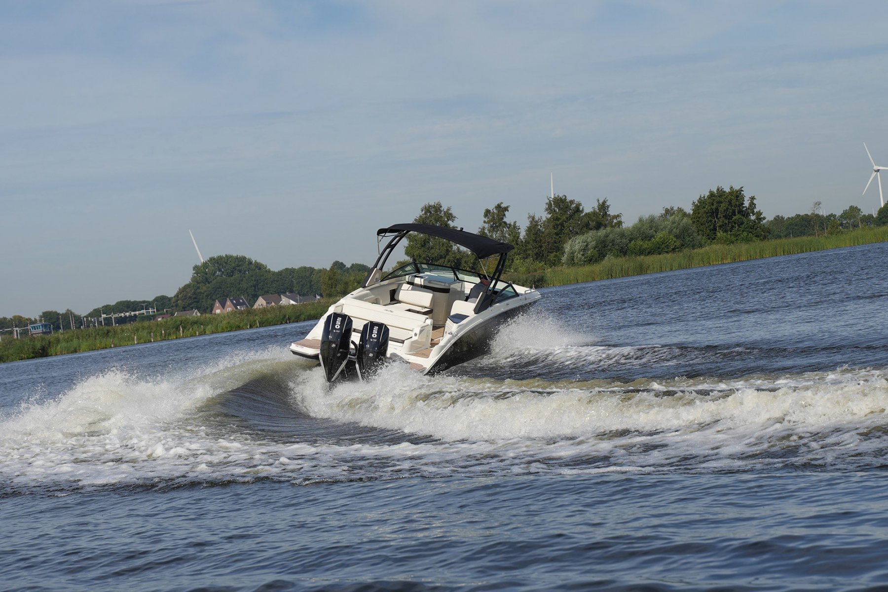 2024 Sea Ray, Import Auf Lager in der EU — Foto 7 z 20
