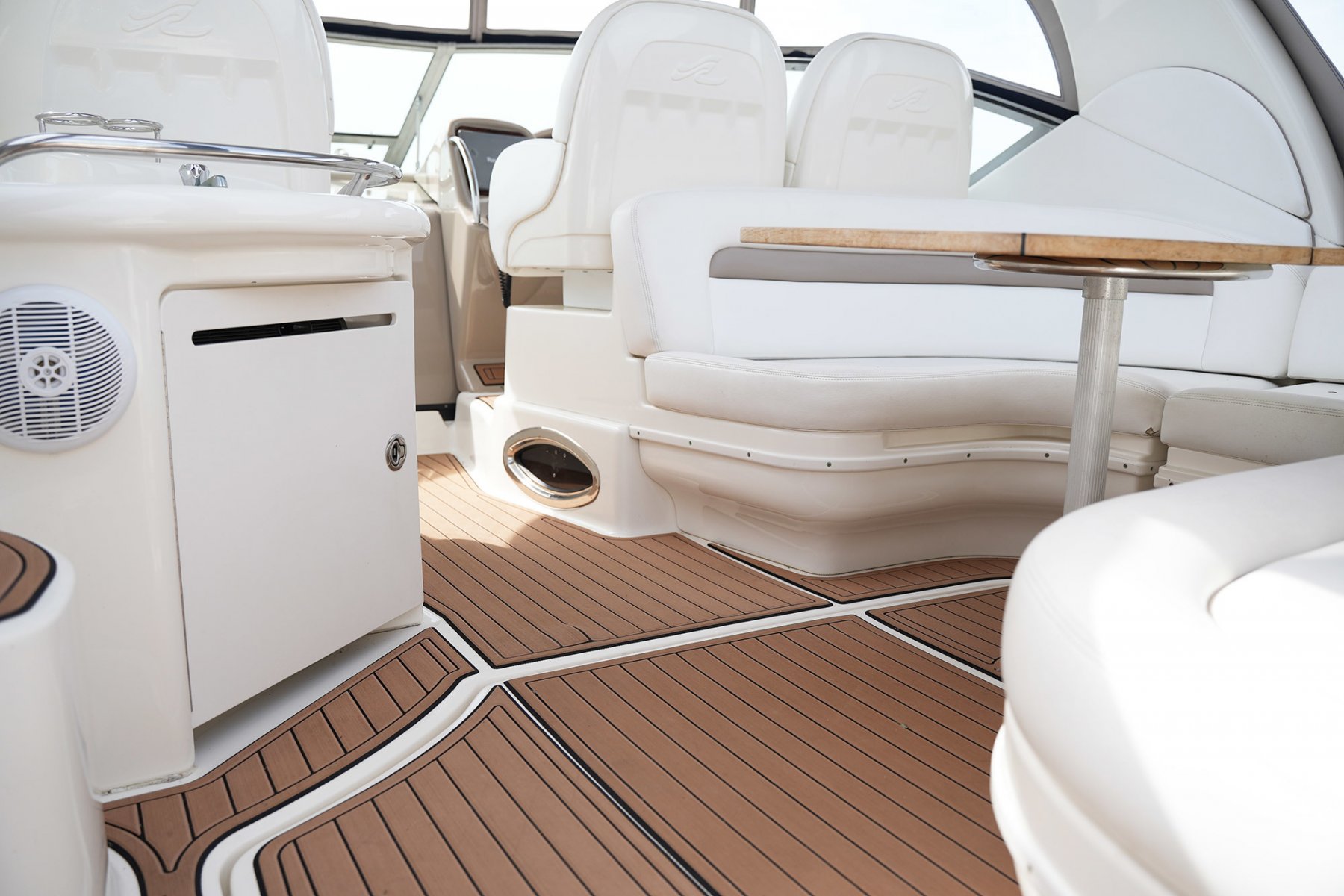2005 Sea Ray, Import Auf Lager in der EU — Foto 11 z 20