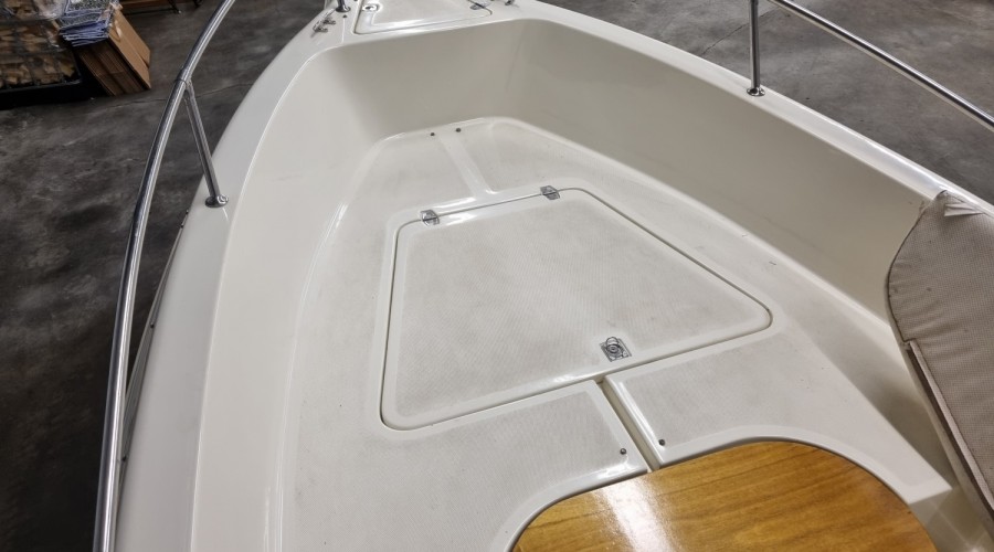 CAD 18 Open met Yamaha F60EFI en trailer, Import Auf Lager in der EU — Foto 15 z 19