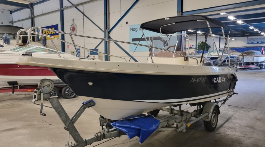 CAD 18 Open met Yamaha F60EFI en trailer, Import Auf Lager in der EU — Foto 5 z 19