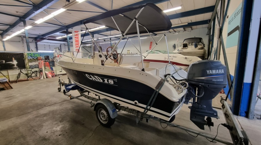 CAD 18 Open met Yamaha F60EFI en trailer, Import Auf Lager in der EU — Foto 7 z 19