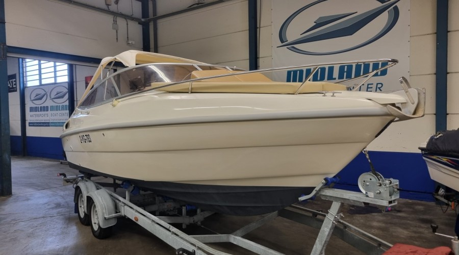 2004 Cranchi, Import Auf Lager in der EU — Foto 3 z 19